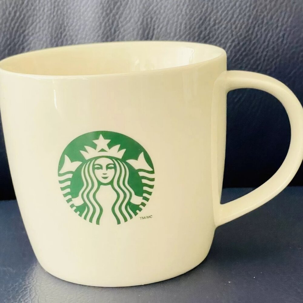 Starbucks Mermaid Logo Mug White Green 12 oz Coffee Mug Tea Cup Ceramic